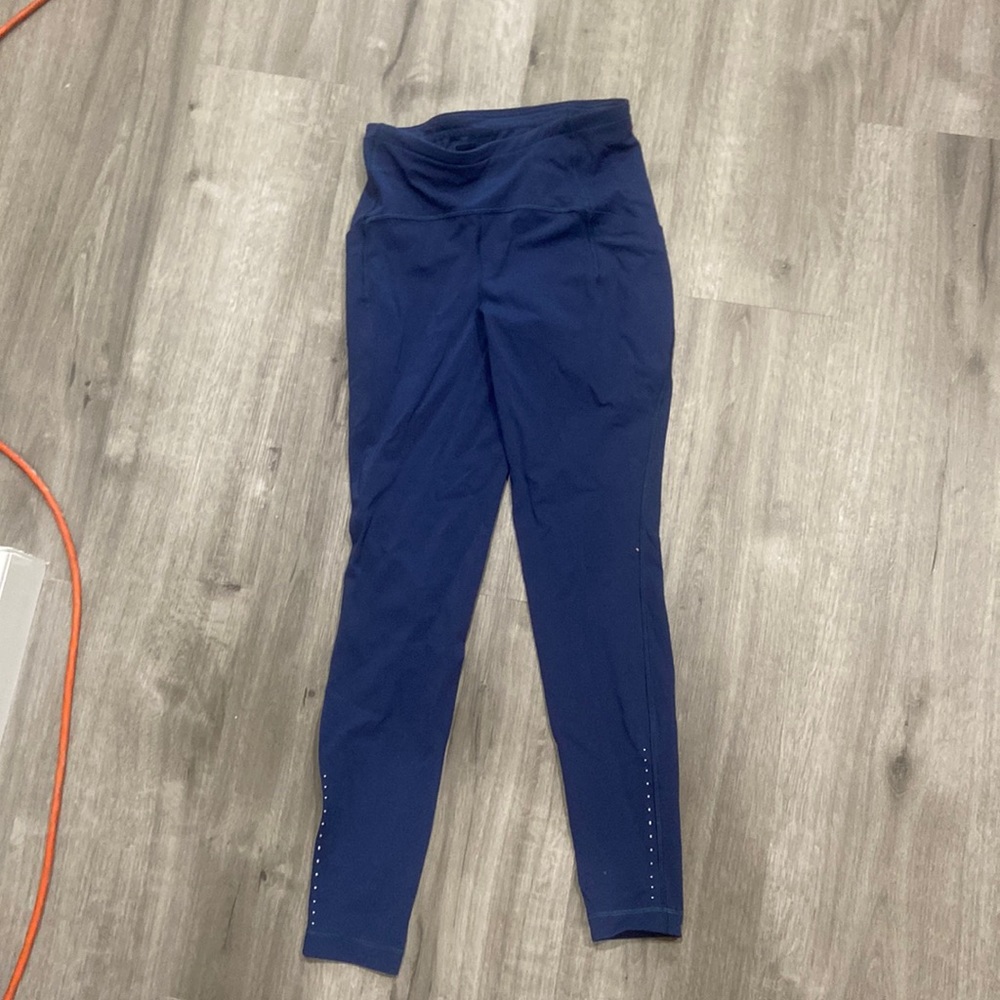 Navy lululemon legging 28”